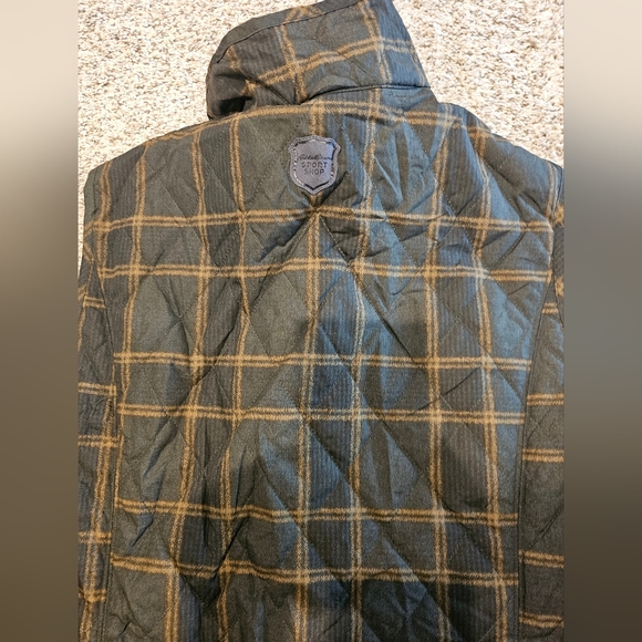Like new Eddie Bauer Quilted vest, Hunter Green with Gold Plaid. Sz XL. Worn 1x - Picture 6 of 6
